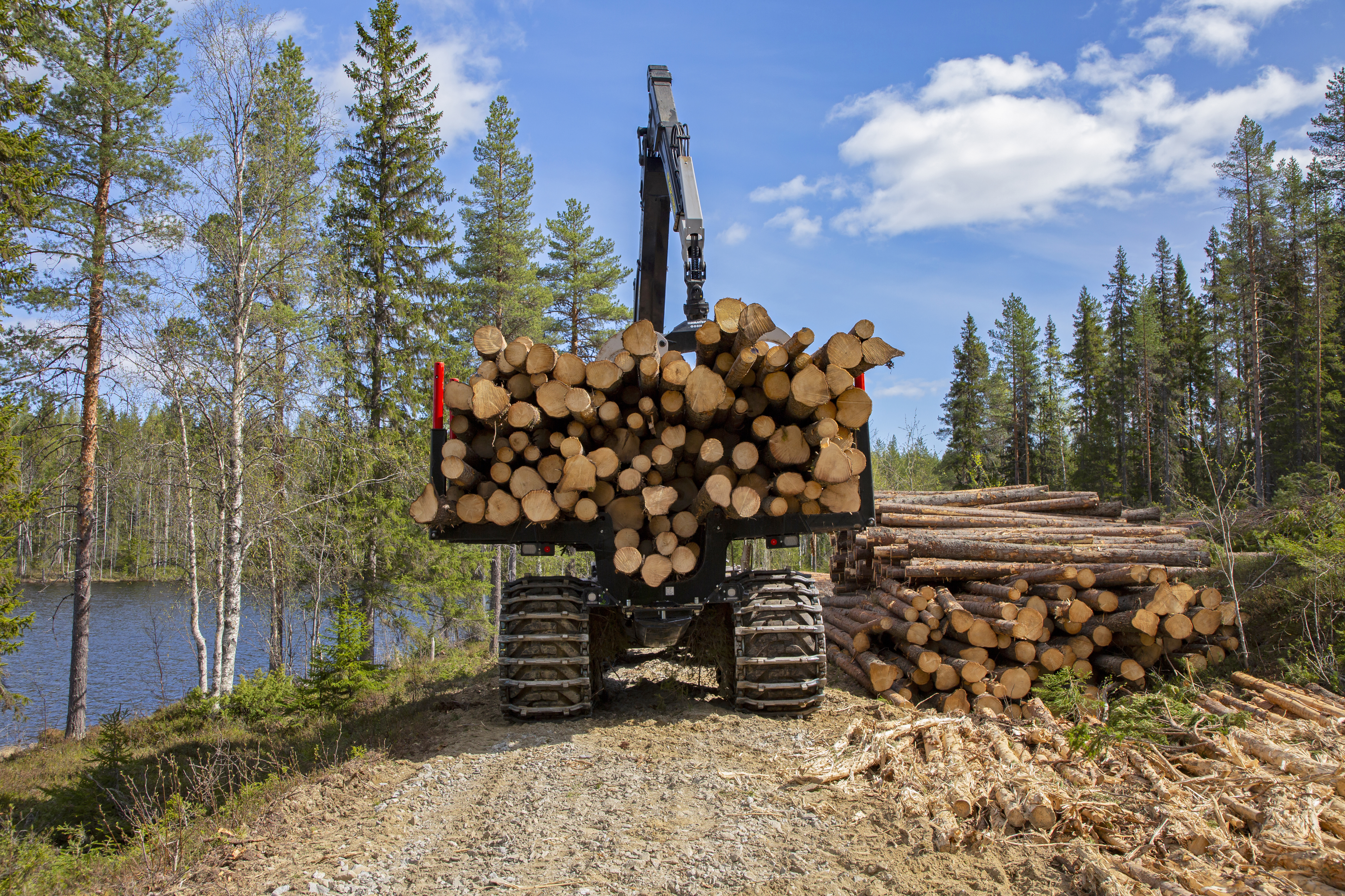 Komatsu Forest Media Downloads