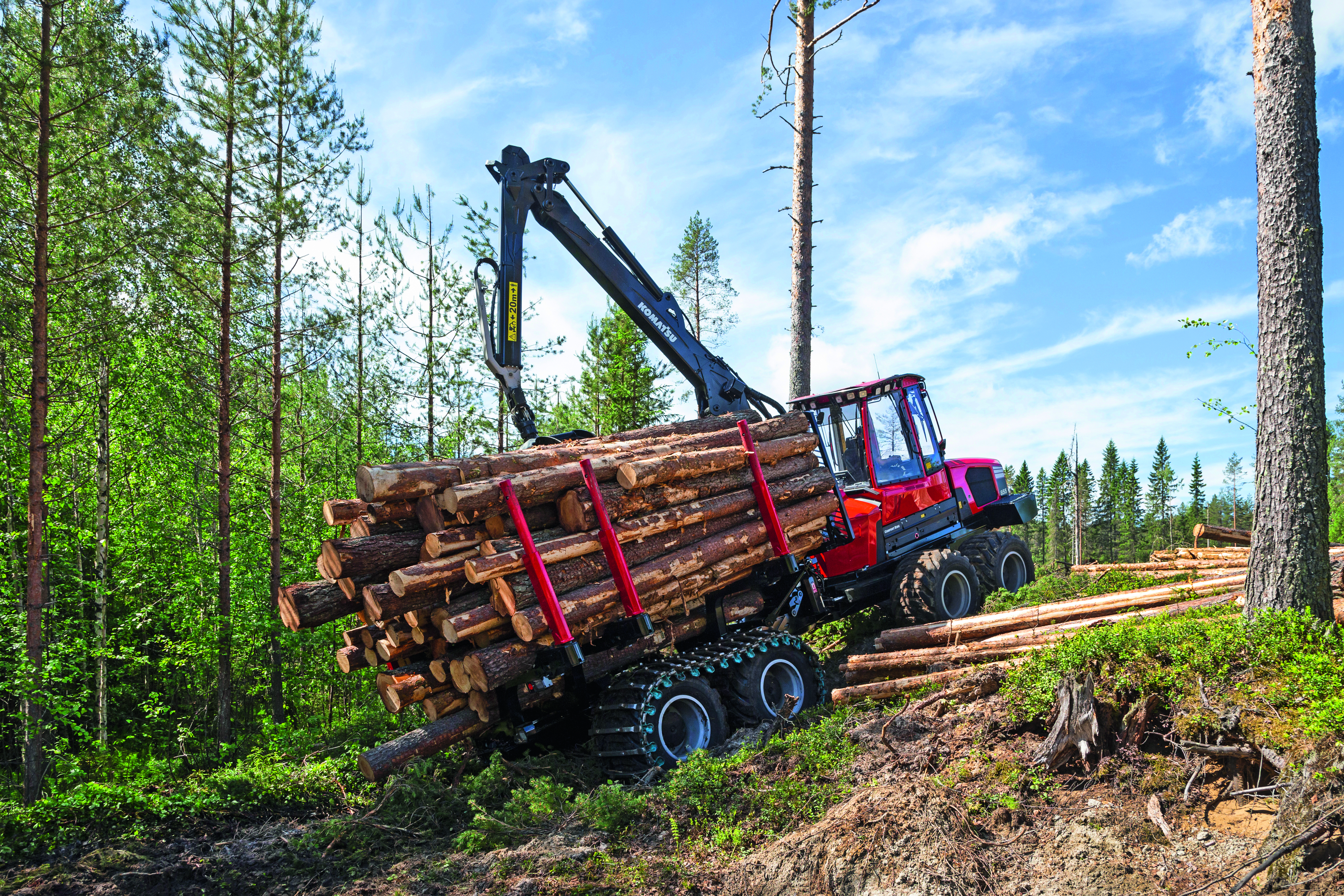 Komatsu 855 forwarder with XT option